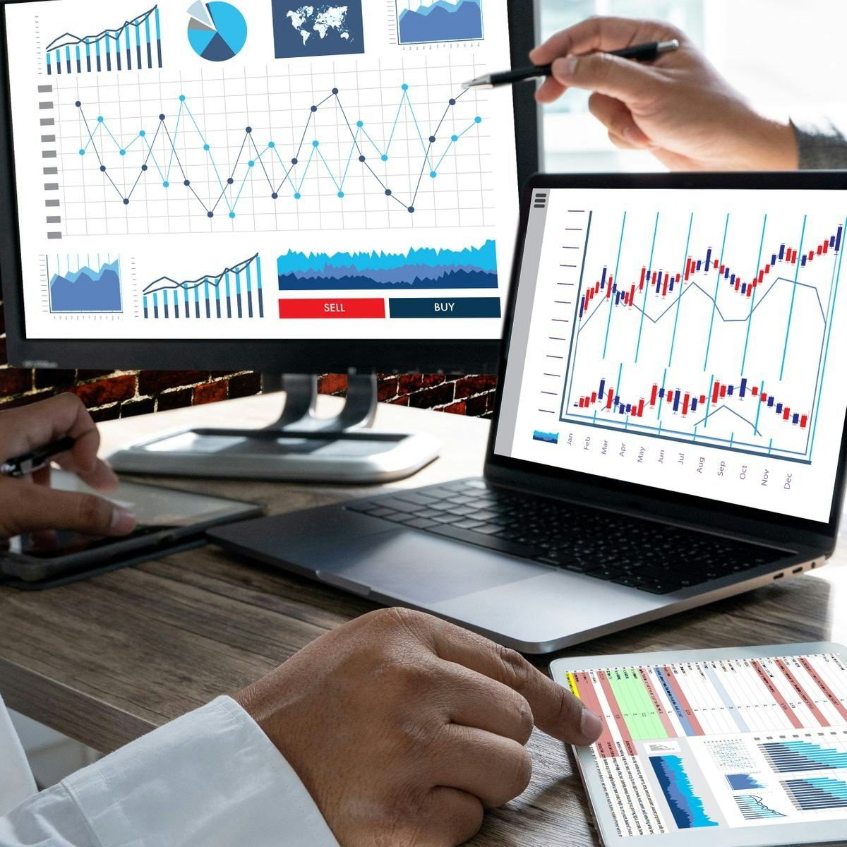 Best Data Driven Decision Making Courses Certificates 2025 - Minimal Wallpapers - Professional Full HD Collection