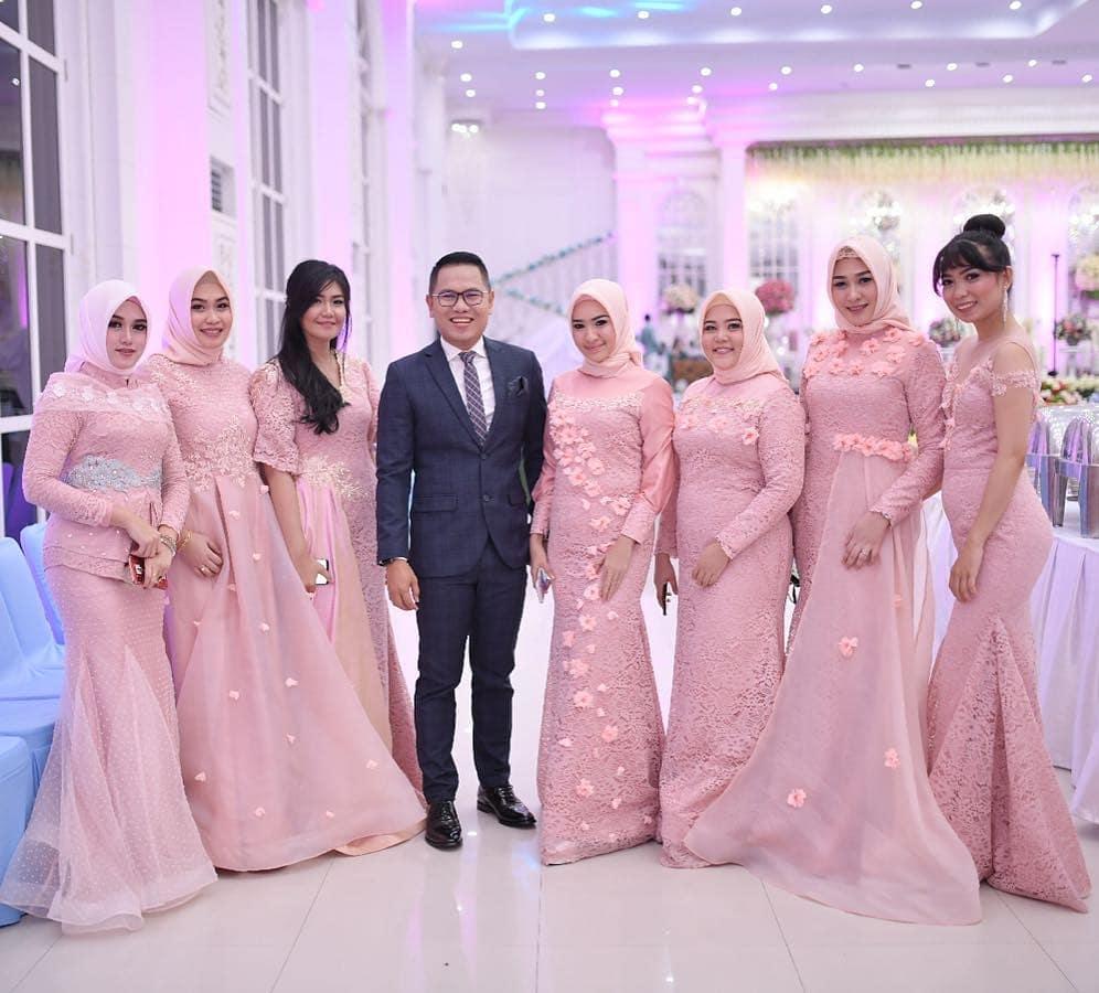 Model Baju Gamis Brokat Untuk Orang Gemuk Pendek