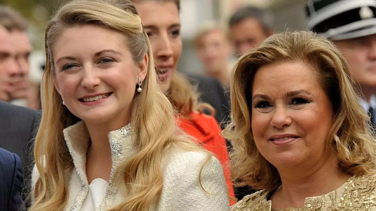 Elegance Reimagined: The Royal Wardrobe Chronicles