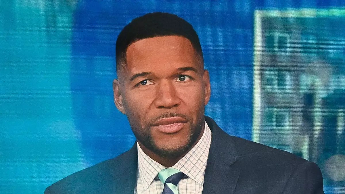 Revitalized Living: Michael Strahan’s Inspirational Journey Through Life and Health