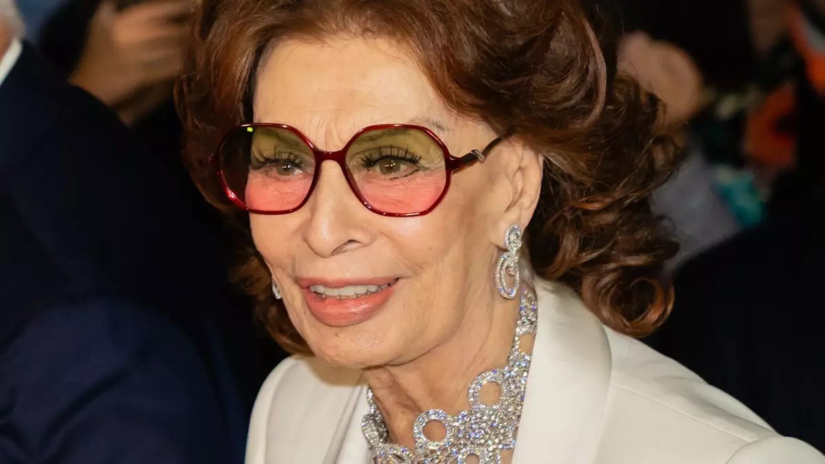 The Timeless Allure of Sophia Loren: A Testament to Grace and Resilience