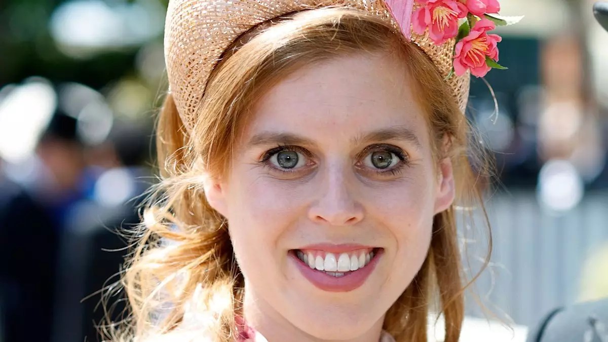 Princess Beatrice Dazzles: Embracing Style and Normalizing Post-Pregnancy Fashion