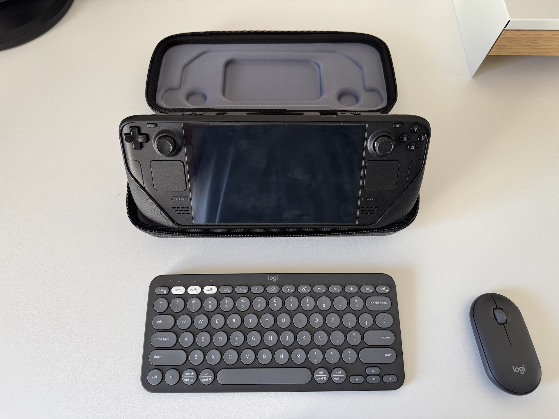 JSAUX Carrying Case: Secure and Spacious for Your Steam Deck - Dad