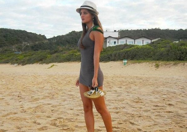 Brazilian woman auctions her virginity, receives $ 1.5 Million offer from Arab billionaire 1 Brazilian woman auctions her virginity, receives $ 1.5 Million offer from Arab billionaire