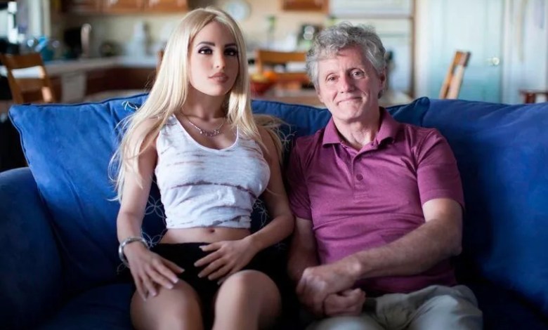 Married man has sex with a doll four times a week 1 Married man has sex with a doll four times a week