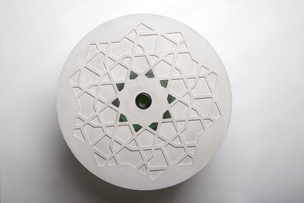 Nodo Concrete Side Table Image