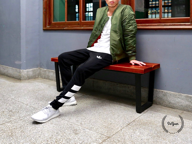 [運動] adidas Originals 運動長褲AJ7673（Eason代言款）