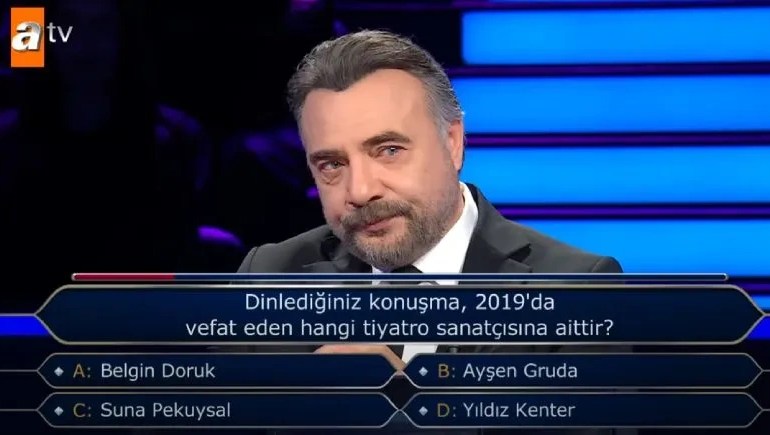 OKTAY KAYNARCA’NIN DUYGUSAL ANLARI: YILDIZ KENTER’İN SESİYLE GÖZYAŞLARINA HAKİM OLAMADI