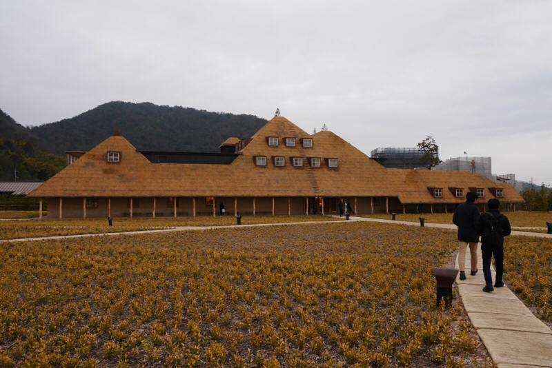 CLUB HARIE ラコリーナ