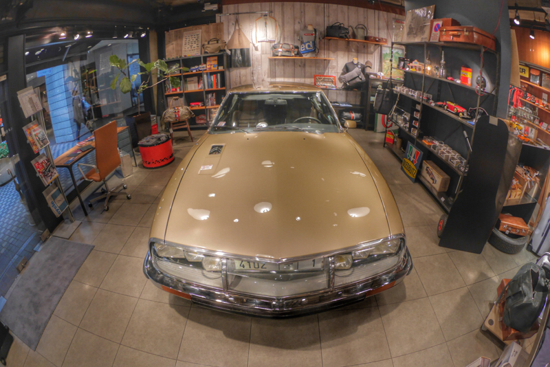 monologue -22 (Citroën SM)