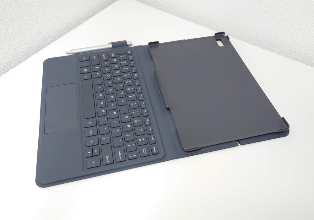 2万円台前半で筆圧検知ペンとキーボード付き新型10型タブレット登場
