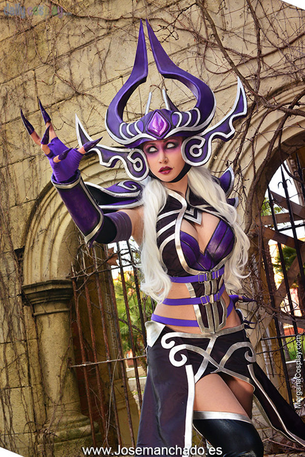 For legends of runeterra, see emote (legends of runeterra). Syndra from League of Legends - Daily Cosplay .com