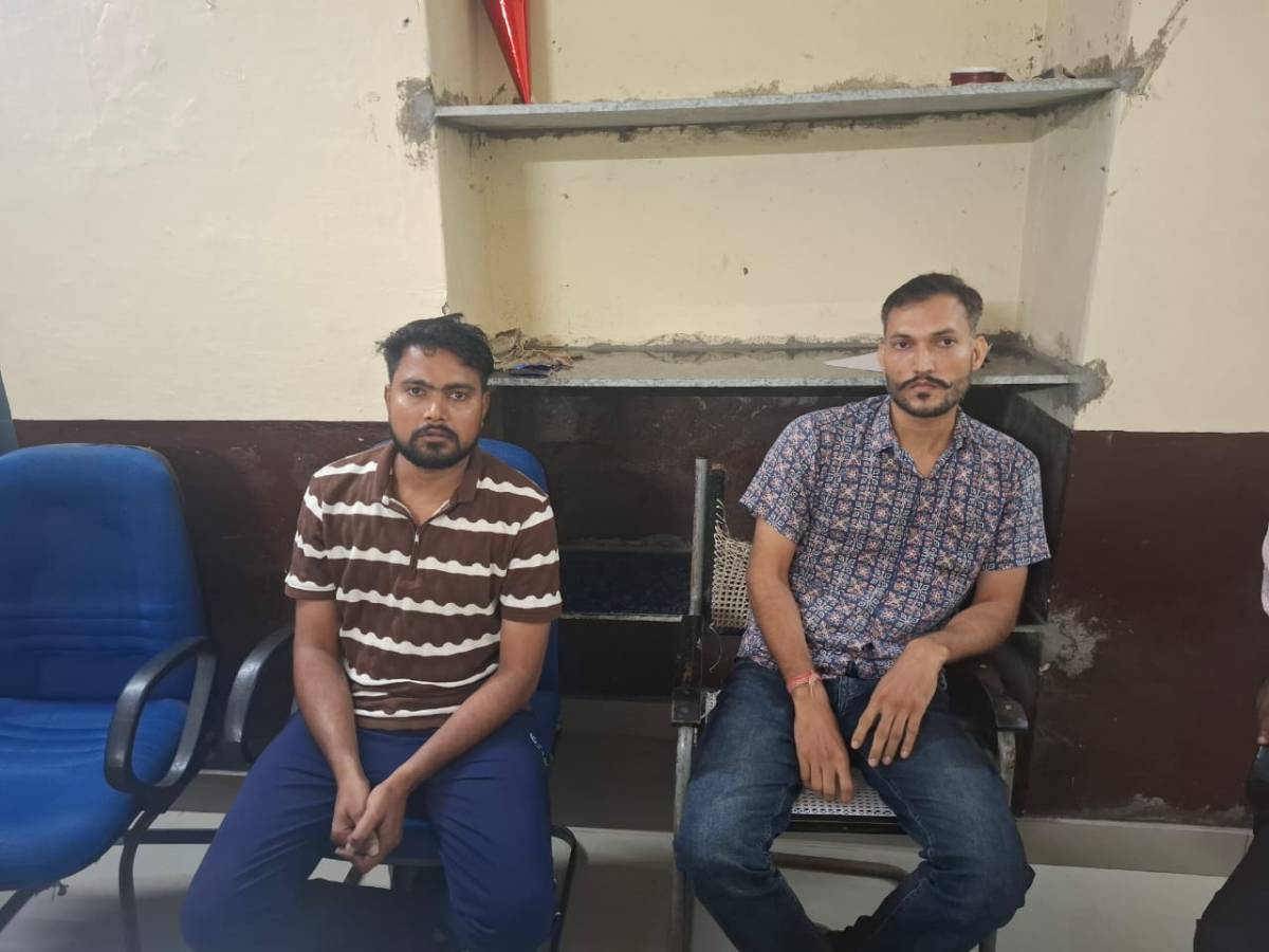 Junior Clerk and Contract Employee of SDM Office Caught Taking ₹35,000 Bribe in Bundi