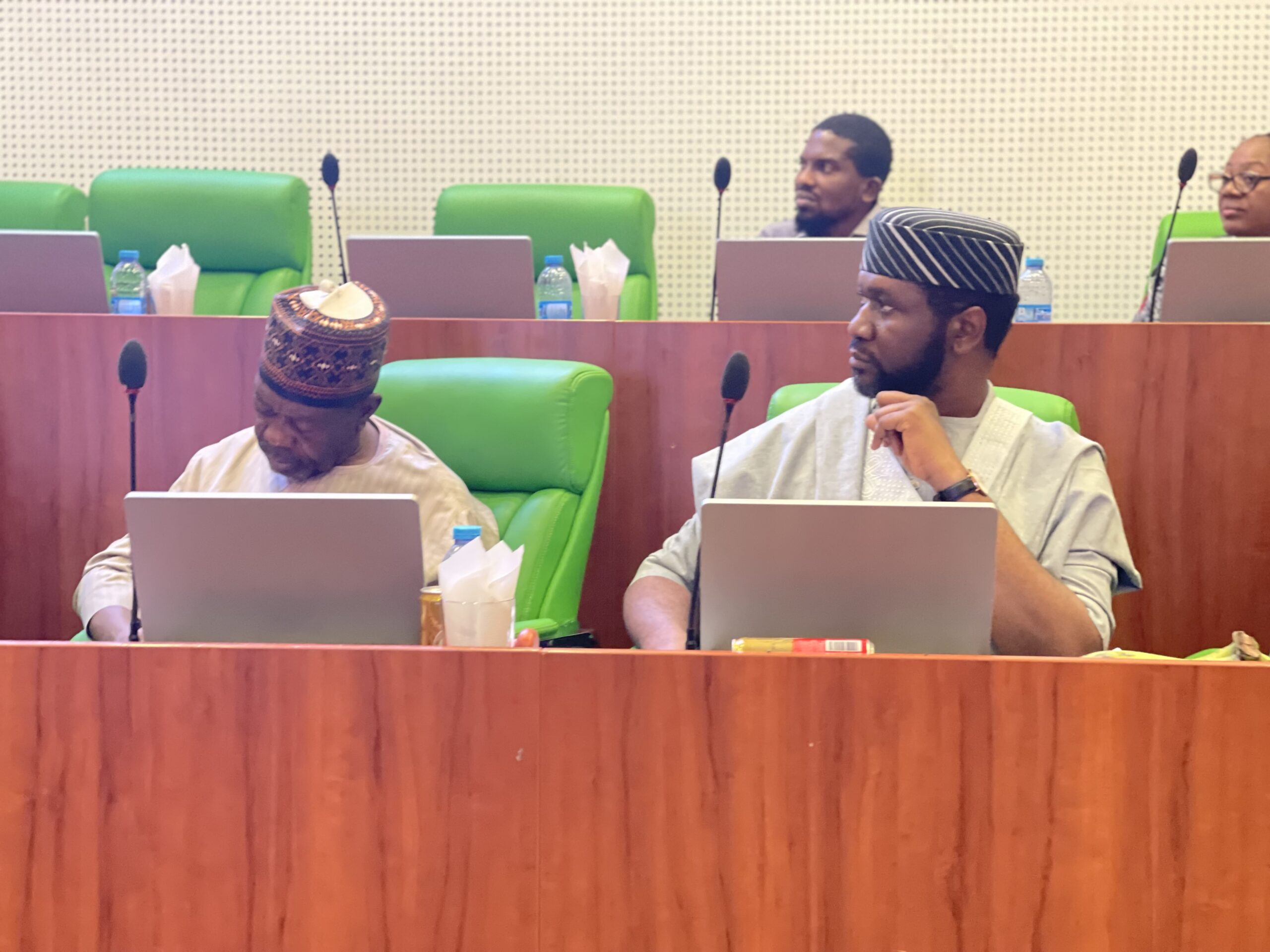 CSOs, manufacturers divided over single-use plastic ban at Reps hearing