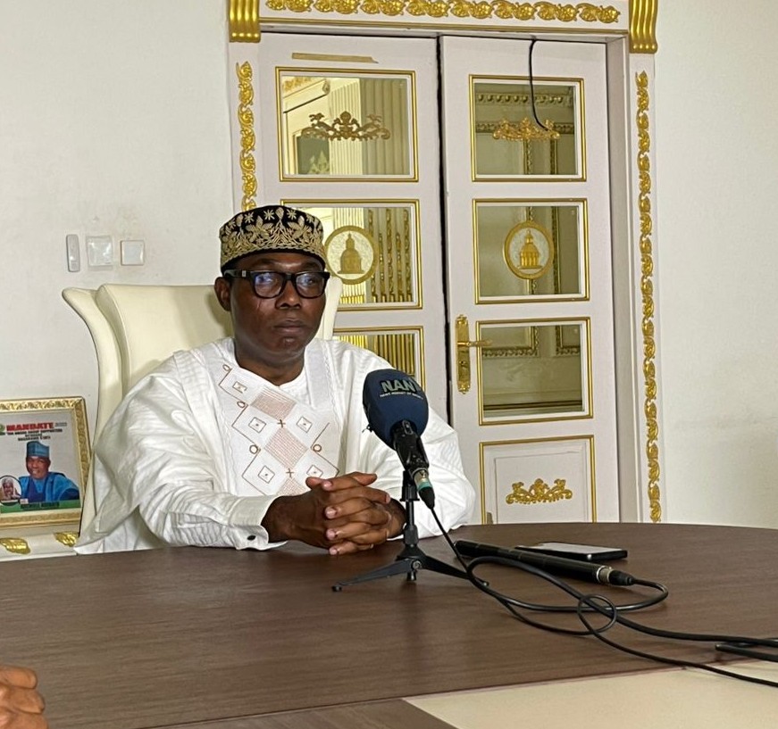 2007: I’ll crash petrol price to N200 per litre within 1 year – Adebayo – News Agency of Nigeria
