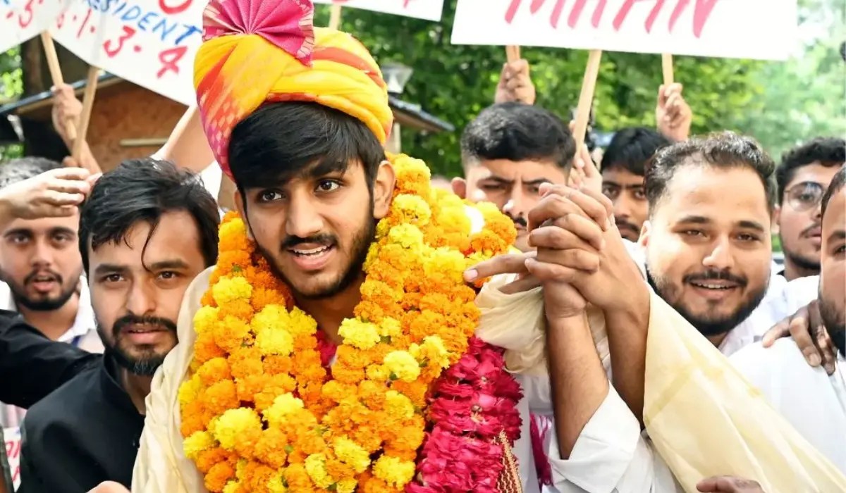 DUSU Election 2025: ABVP नेता आर्यन मान दिल्ली विश्वविद्यालय छात्र संघ के नए अध्यक्ष बने
