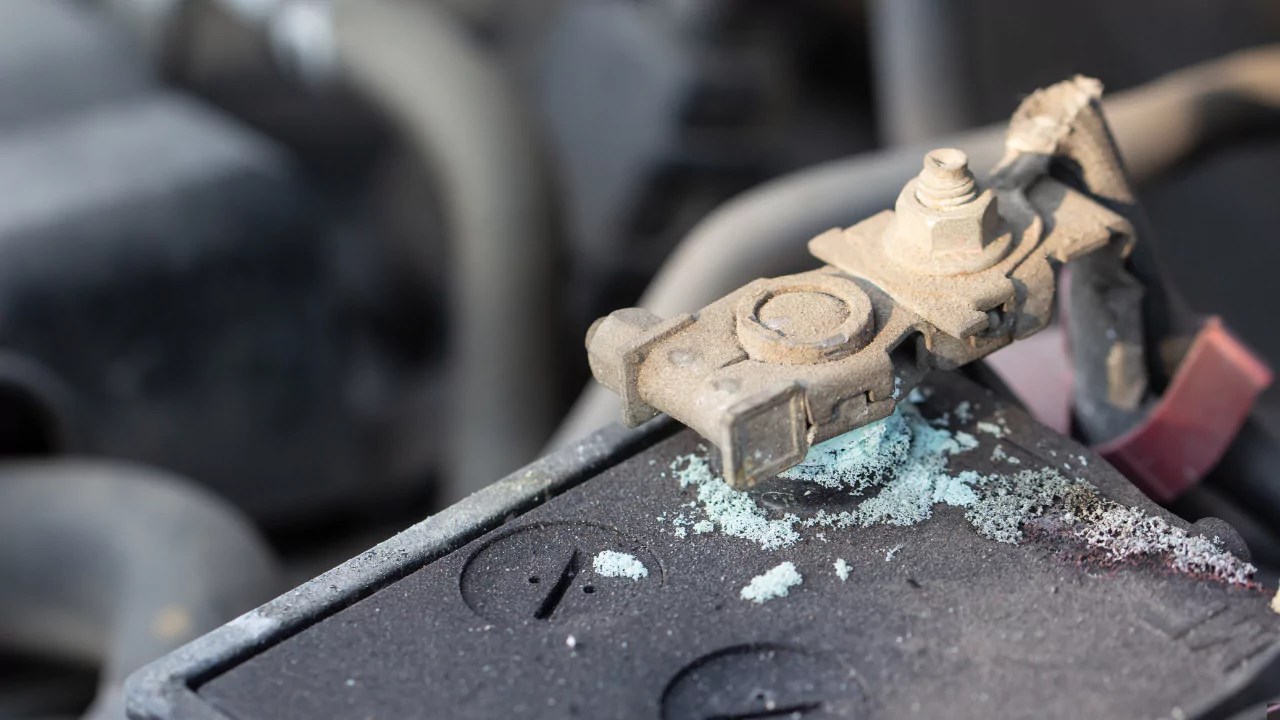 How to Clean Battery Terminals