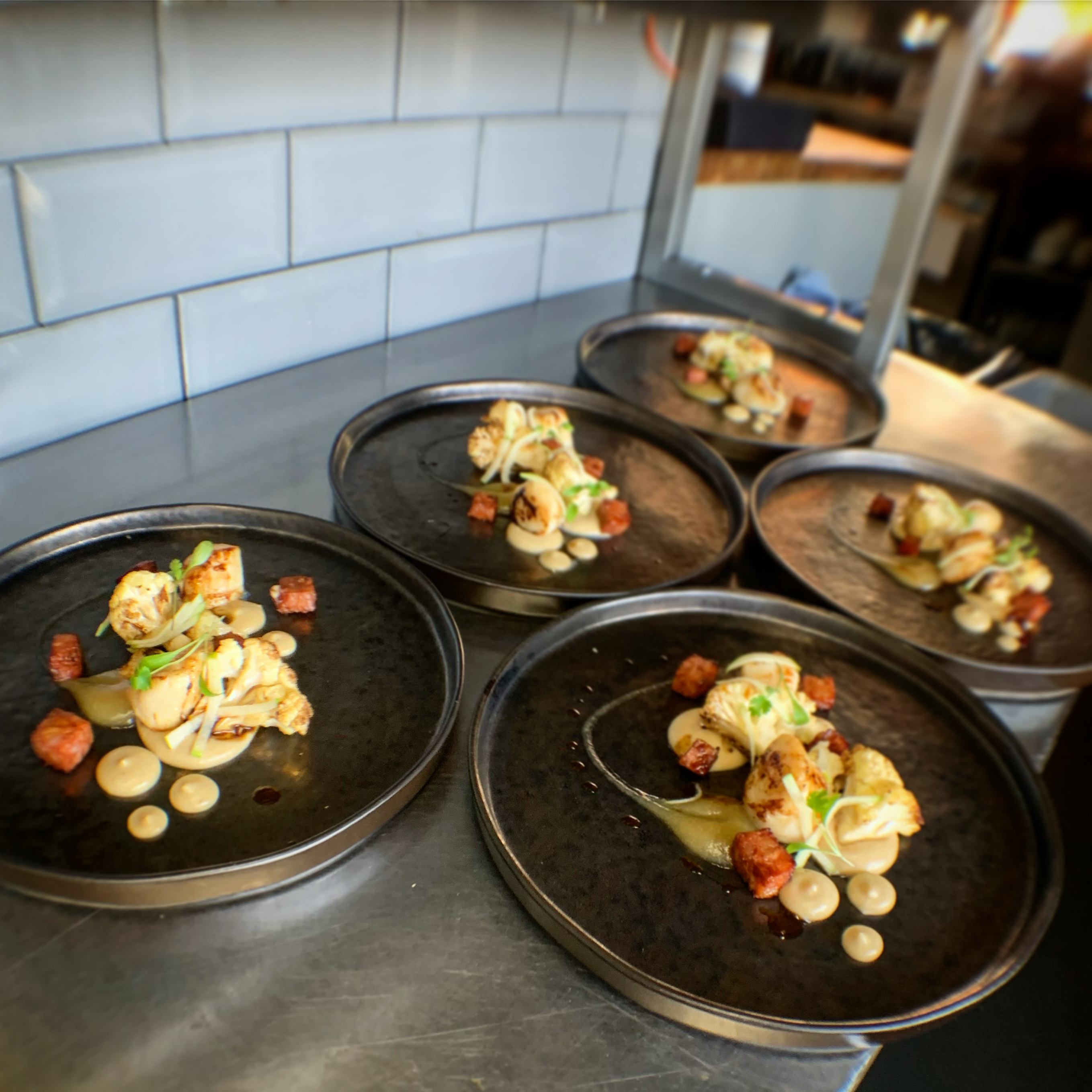 Scallops / Chorizo, Cauliflower / Apple