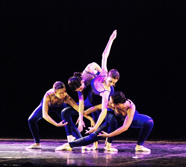 I bambini devono obbligatoriamente fare dell'esercizio fisico per . Corsi di Danza Moderna - Ballet Academic Studio - Sesto