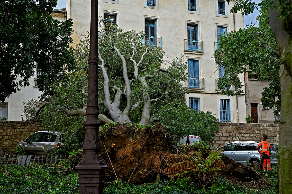 Tornade Béziers Hérault Occitanie Cathédrale Saint Nazaire