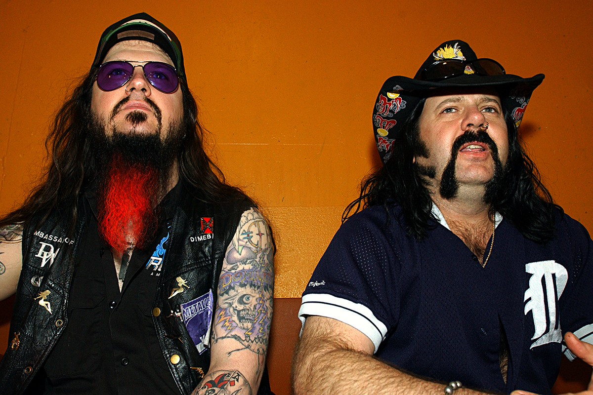 Dimebag Darrell & Vinnie Paul backstage au Trabendo