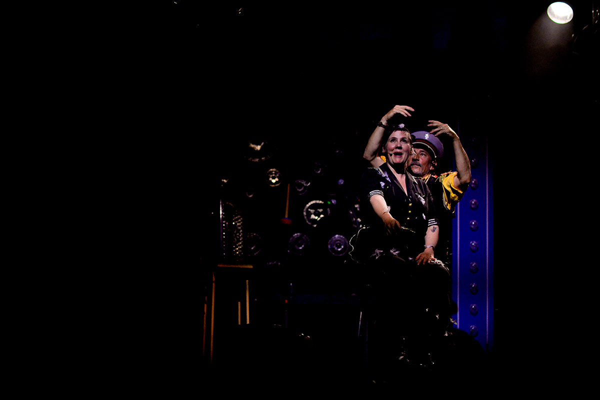 Pittocha Les Ogres de Barback Chapiteau Cirque