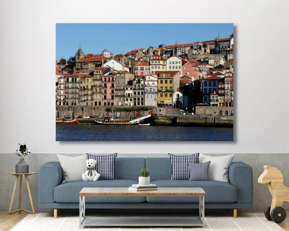 עיר על הנהר (3797)