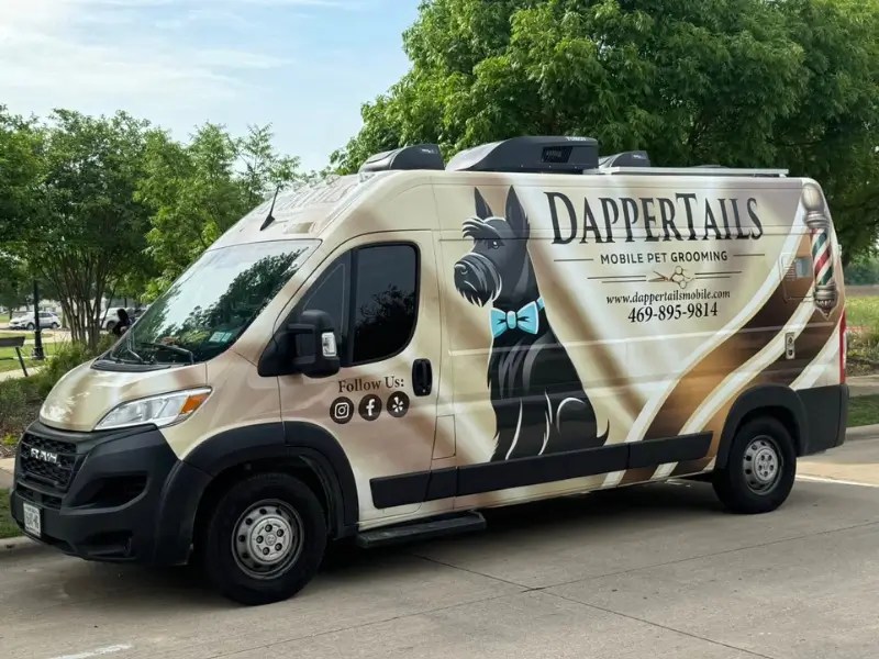 Choosing the Right Mobile Grooming Van for Your Franchise