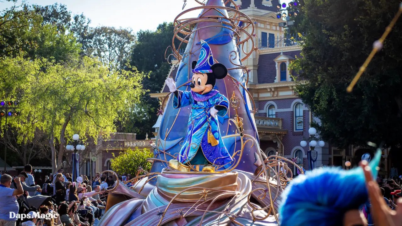 Magic Happens Floats Return to Disneyland Ahead of Performances