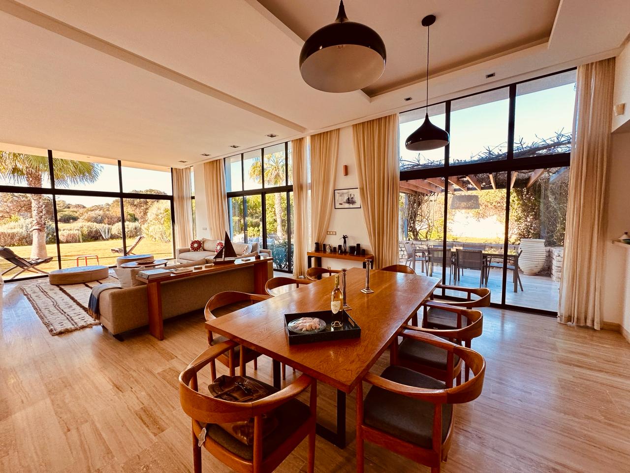 6 | Darcourt williams