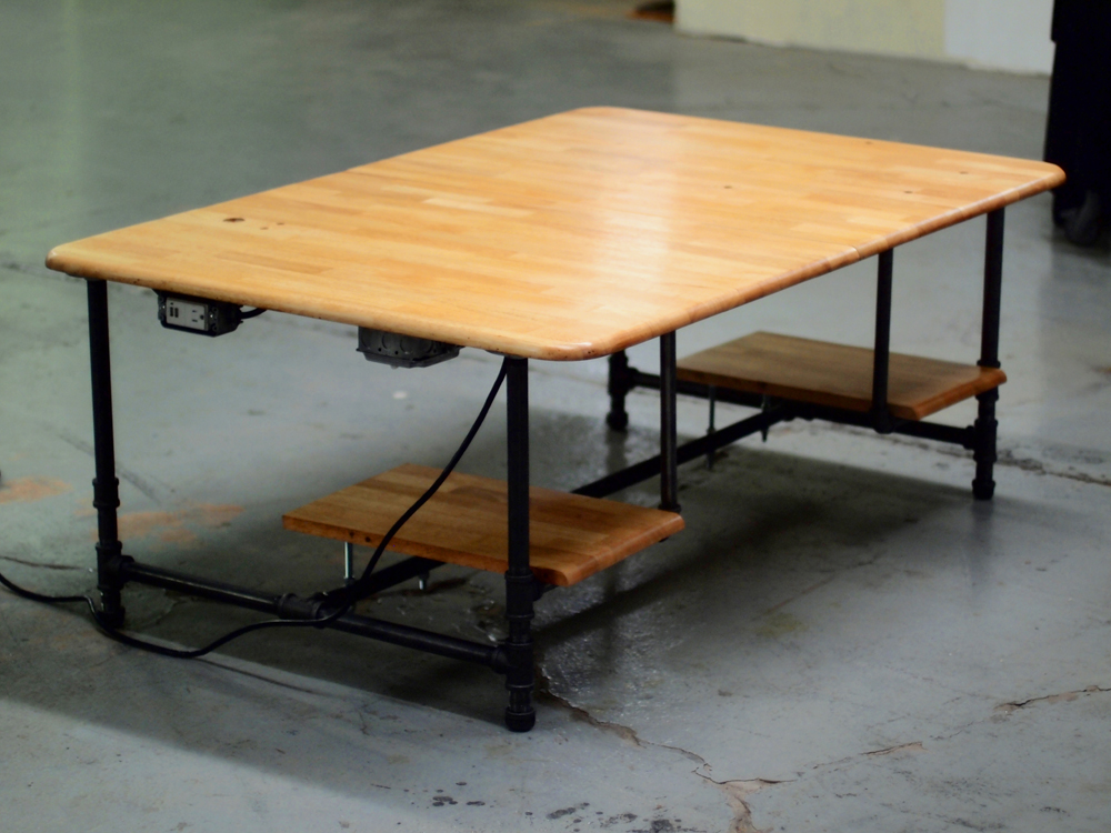 Working Work Table (3/4 view)