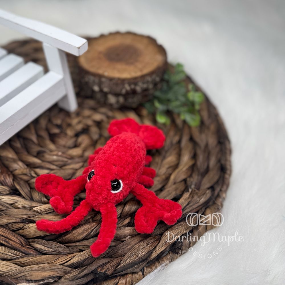 Free Crochet Lobster Pattern: No-Sew Amigurumi - Darling Maple Designs