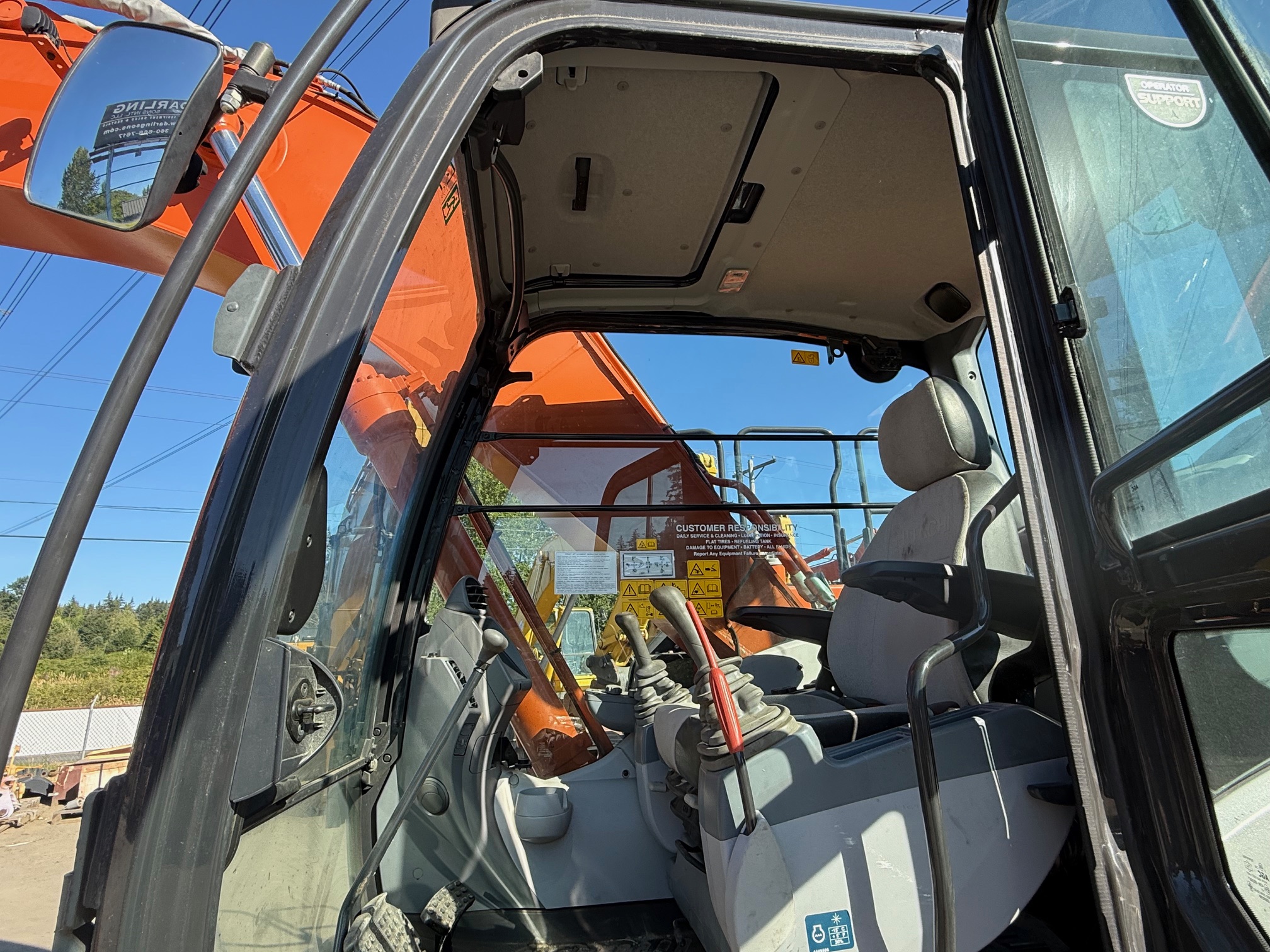 Full Size Excavators - Darling Sons Intl