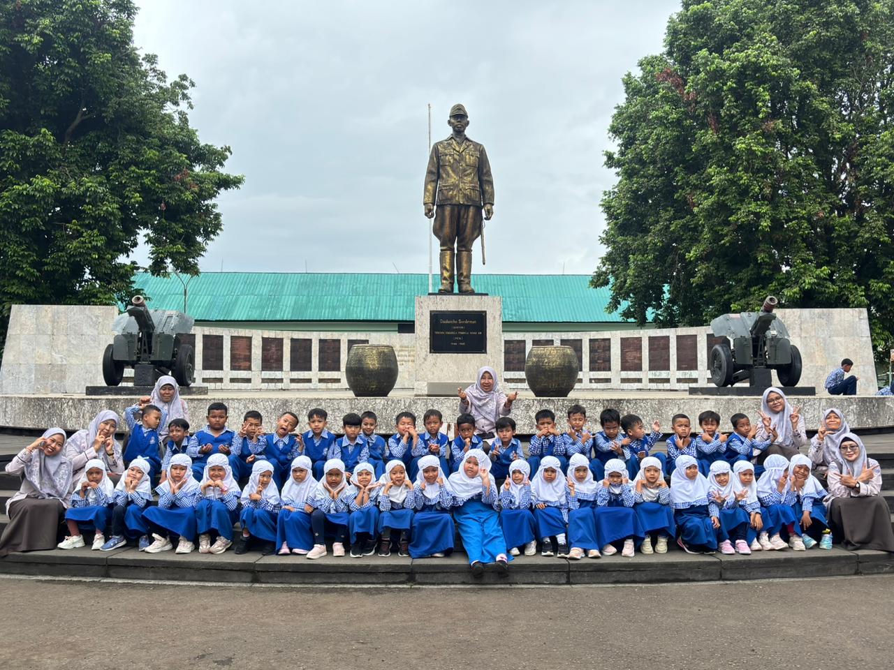 Santri RA Darul Muttaqien Kenalkan Pahlawanan Nasional Lewat Kunjungan Edukatif ke Museum PETA Bogor