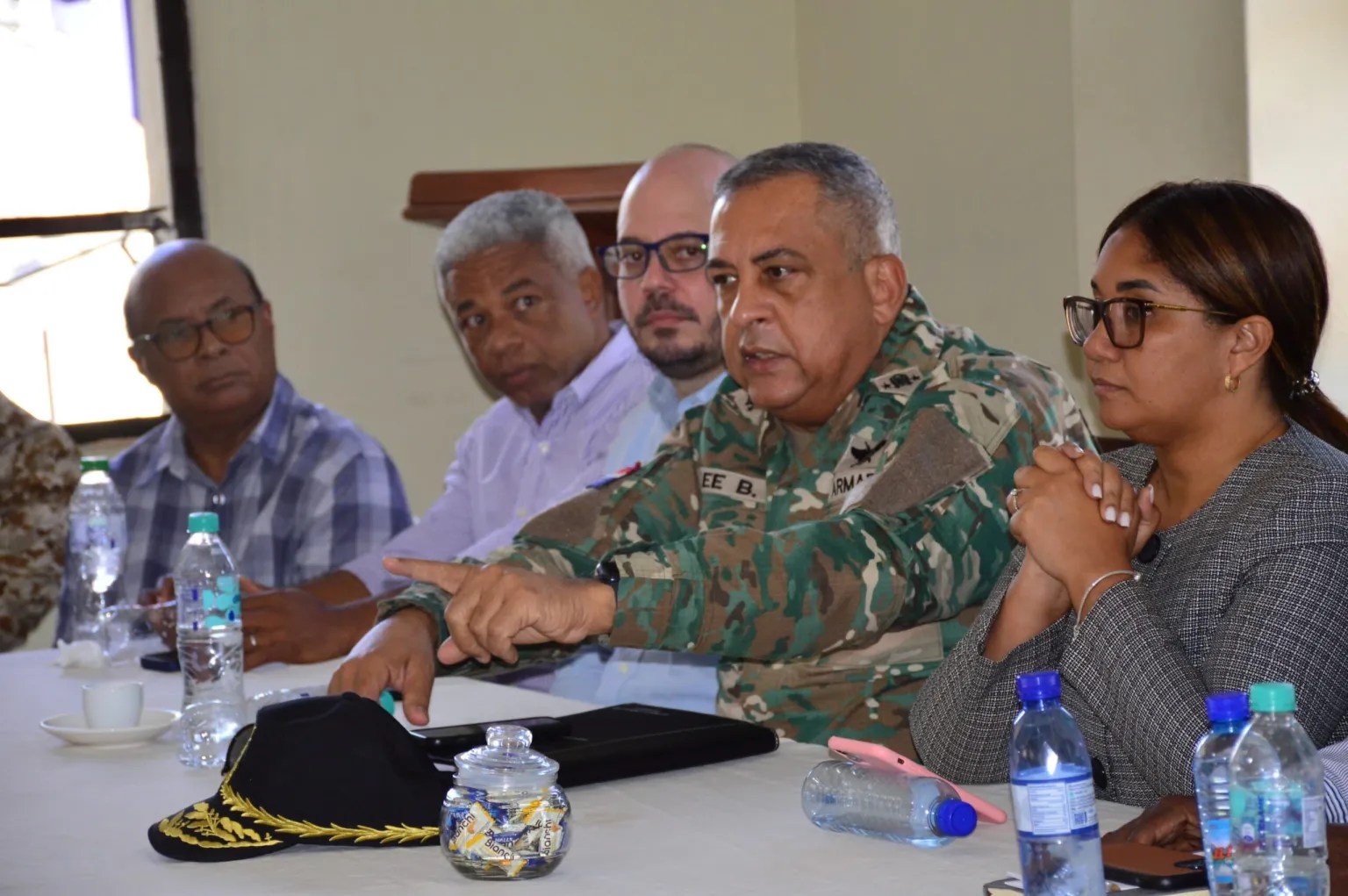 DGM amplía horarios para trámites migratorios