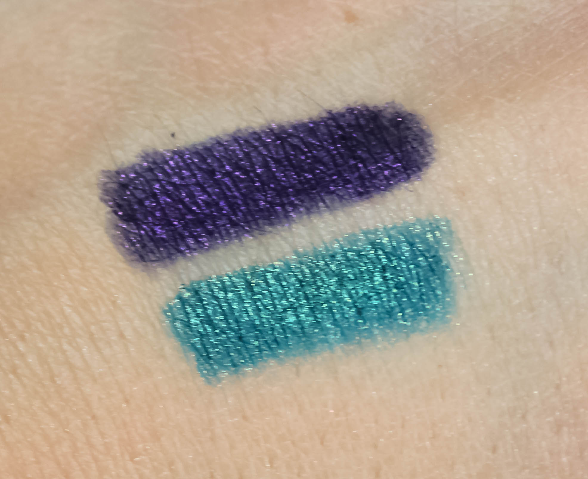 Double glam eyeliner 116