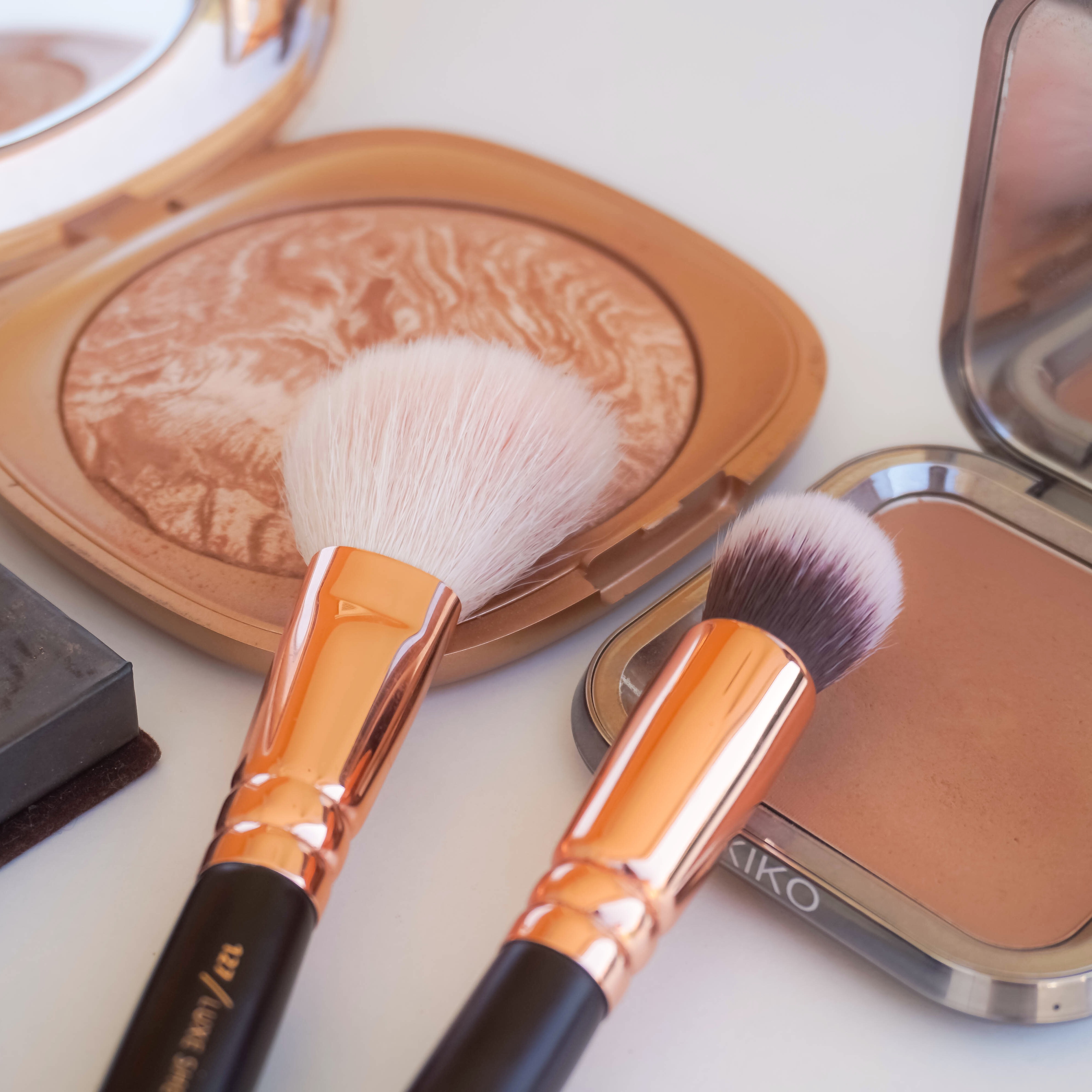 I picked two KIKO Milano bronzers which gave me perfect contour and cheek colour on my face. I used the best contour brush I've ever tried, ZOEVA Face Shape 110 and for blush I used Luxe Sheer Cheek brush 127