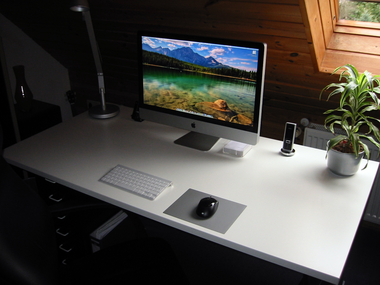 Für die bessere organisation lassen können die. Alter Schreibtisch, neuer Mac ^^ | Hardware | Galerie