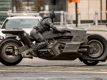 Londinium Series: This Batman Day, the BatCycle and Gadgets Are on Display at The DFW Car & Toy Museum