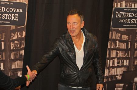 BruceSpringsteen2016TatteredCoverBookstoreDenver17ImageTVS