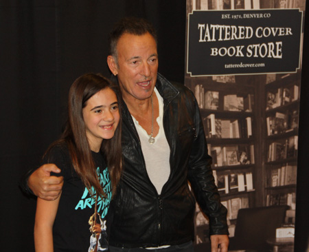 BruceSpringsteen2016TatteredCoverBookstoreDenver26ImageTVS