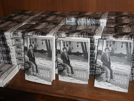 BruceSpringsteen2016TatteredCoverBookstoreDenver2ImageTVS