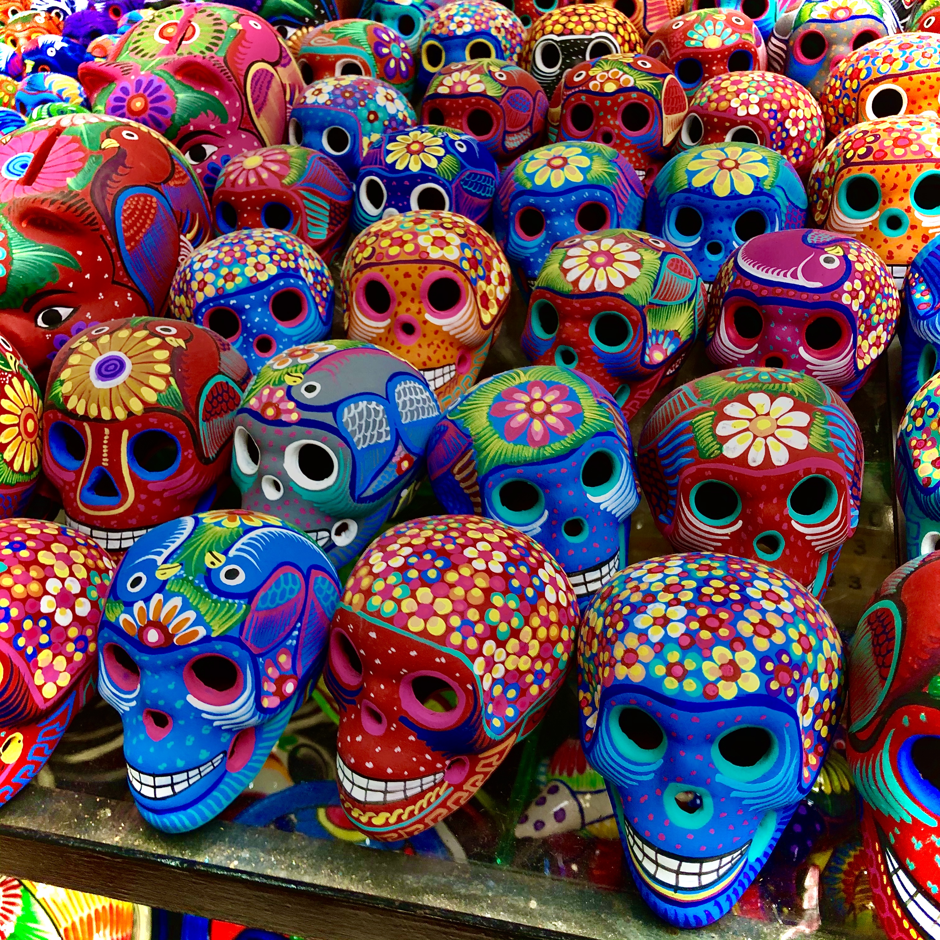 Color Skulls