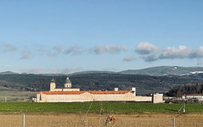 Travel Talk Tuesday: March 1, 2022 – Melk & The Wachau Valley (Austria) (S2E11)