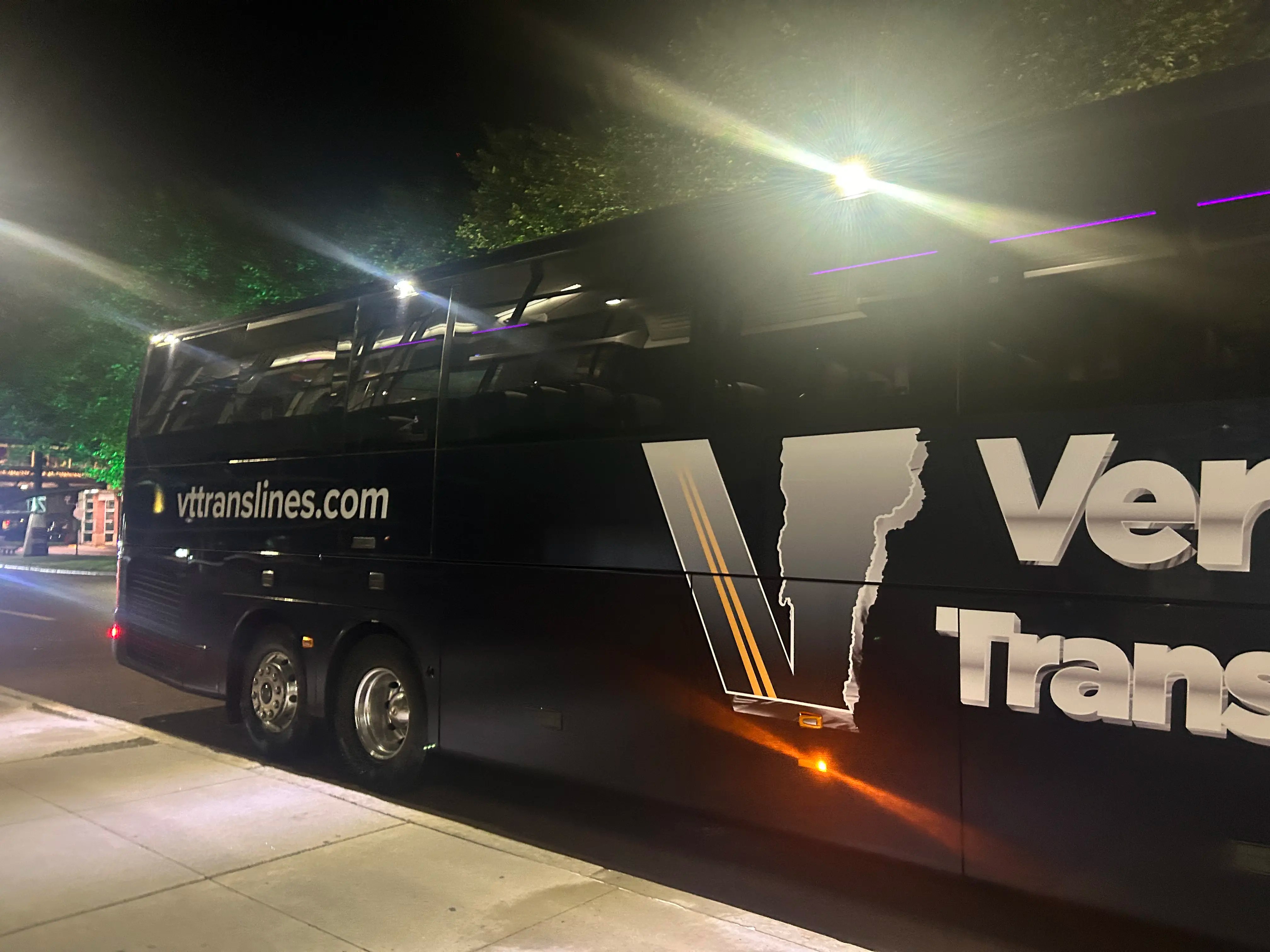 VT Translines Review. I Took the 5 AM Bus From Burlington to Albany