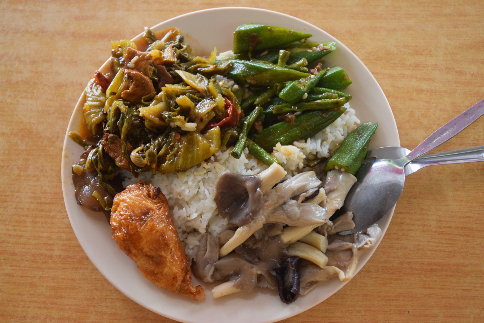 Cafe Scouting: Welcome Vegetarian Cafe