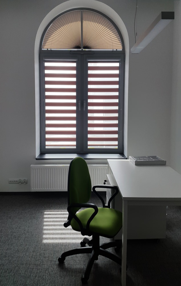 DZIEŃ/NOC • DAVPOL