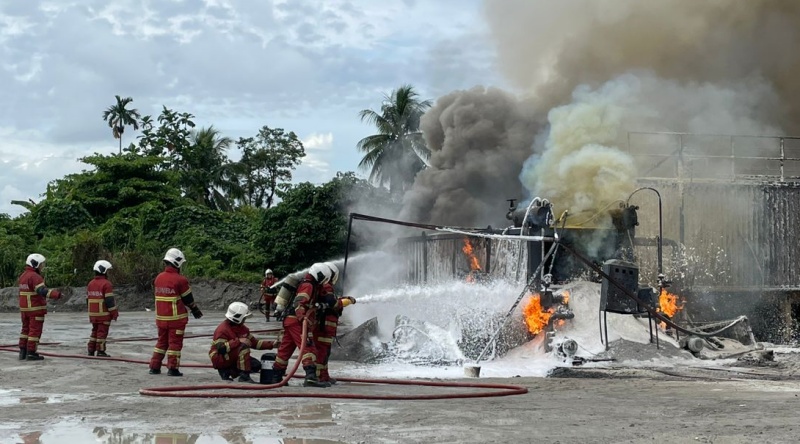 Premix plant in factory along Jln Airport Lama in Mile 7 partially destroyed by fire