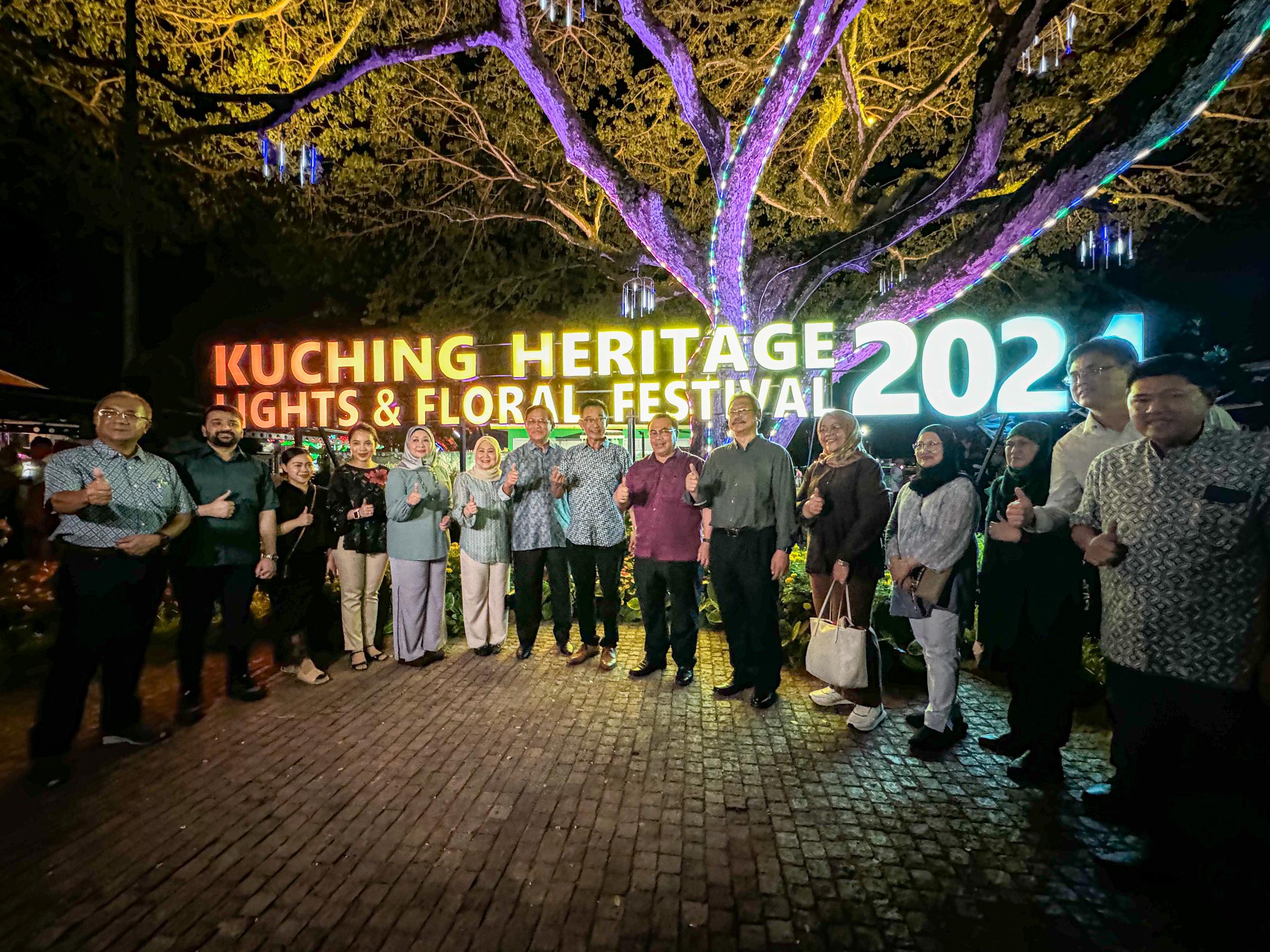 Kuching Waterfront comes alive with Kuching Heritage Lights and Floral Festival, Minister advocates for annual celebration
