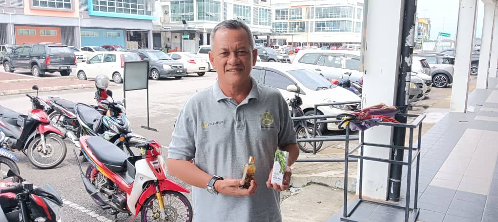 Innovator Junaidi Ahmad turns black pepper extract into modern therapeutic product under ‘Pak Nai’ brand